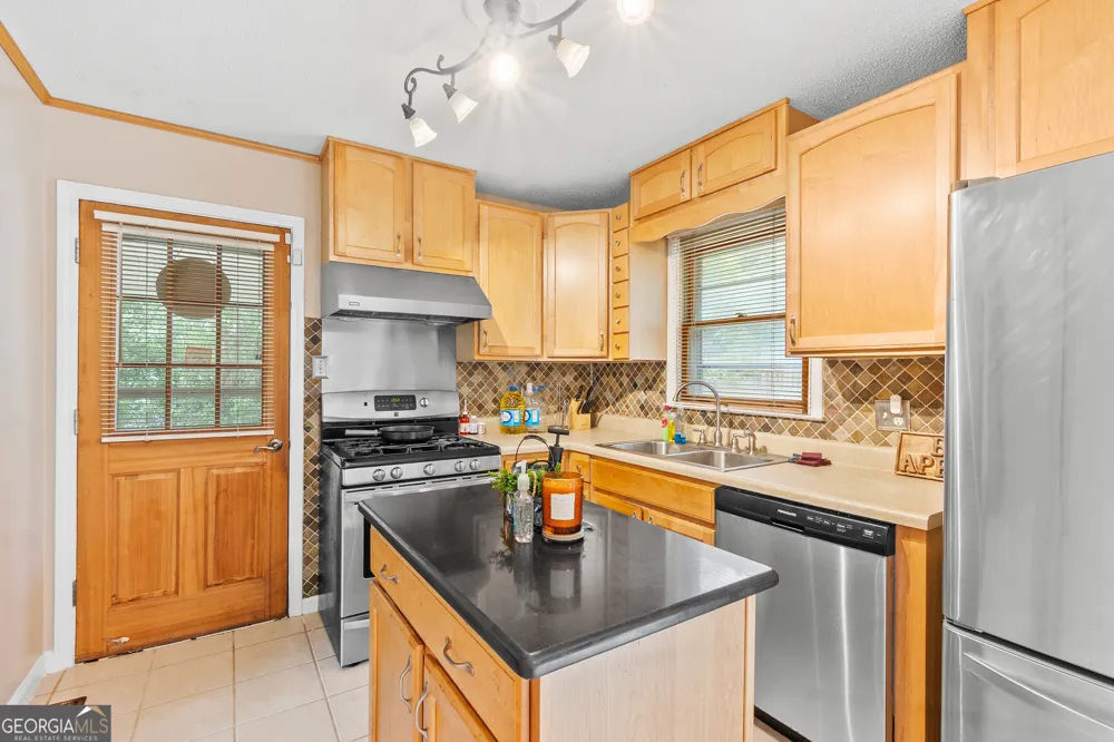 88 Ravenwood WAY Warner Robins, GA 31093