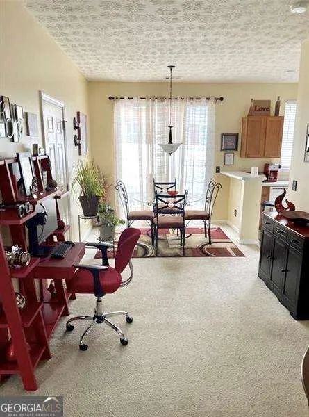 830 Windcroft CIR NW Acworth, GA 30101