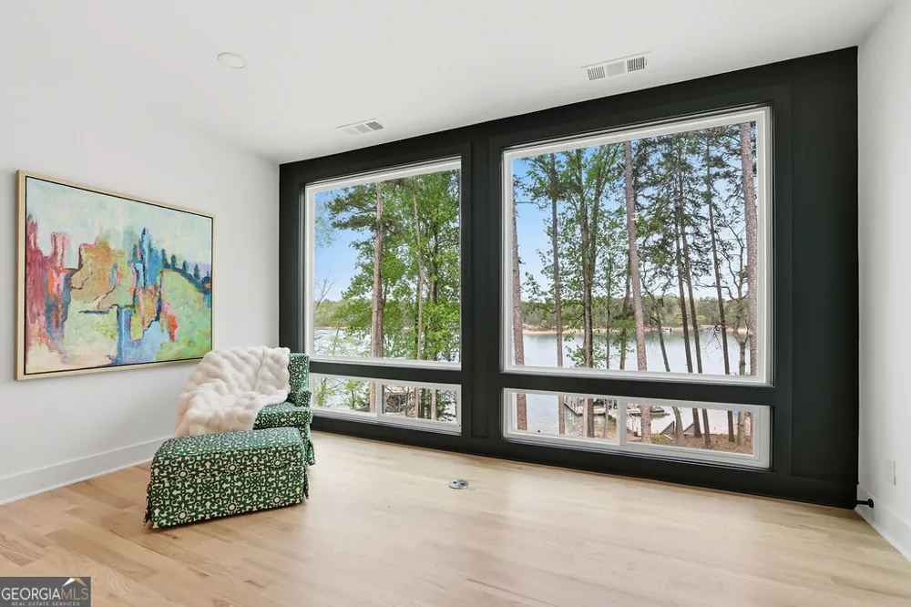 6093 Shadburn Ferry RD Buford, GA 30518