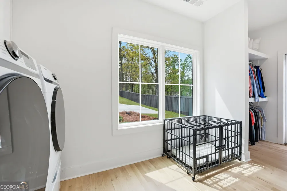 6093 Shadburn Ferry RD Buford, GA 30518