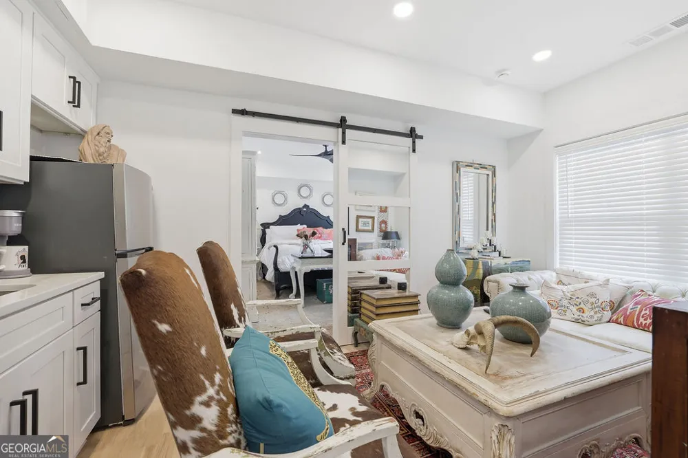 6093 Shadburn Ferry RD Buford, GA 30518