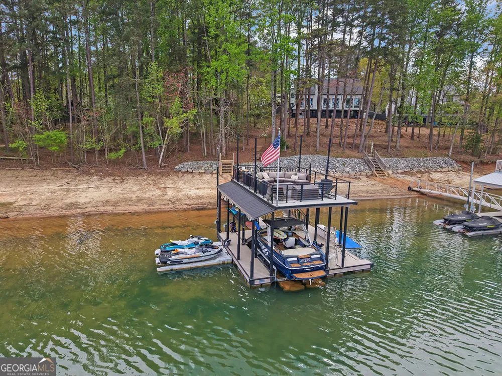 6093 Shadburn Ferry RD Buford, GA 30518