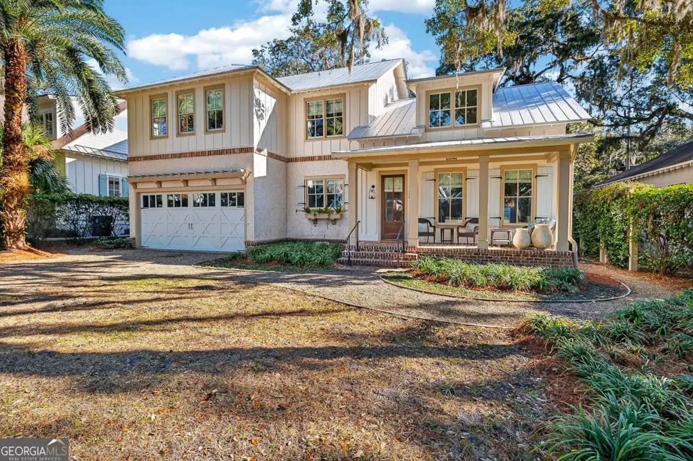 1030 Village Oaks Lane St. Simons, GA 31522