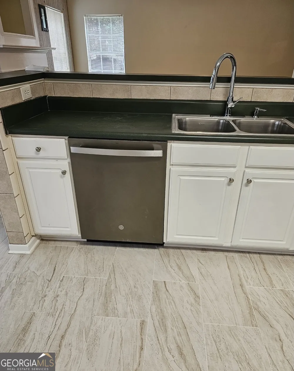 20 Academy CT Oxford, GA 30054