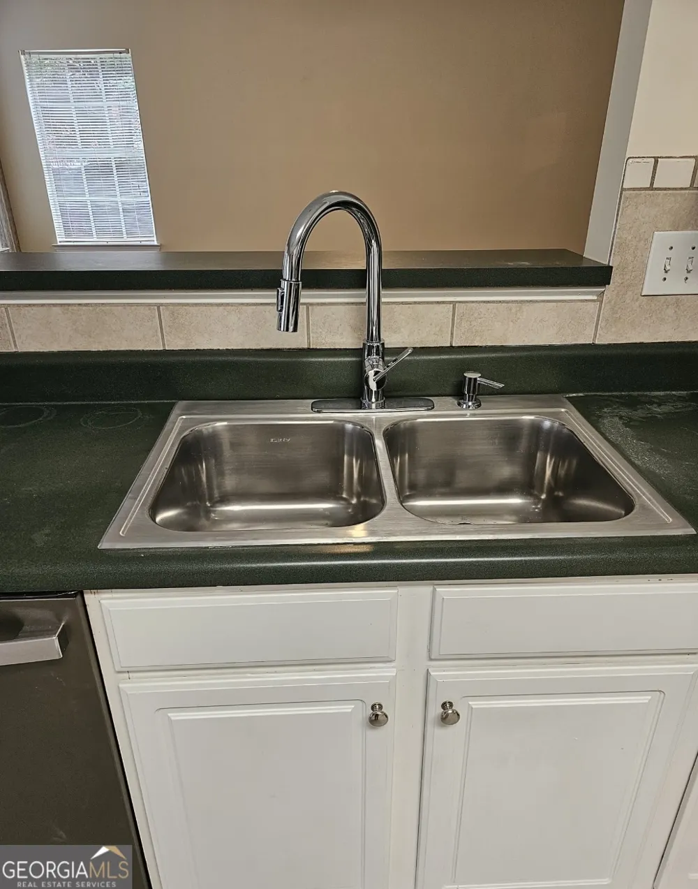 20 Academy CT Oxford, GA 30054