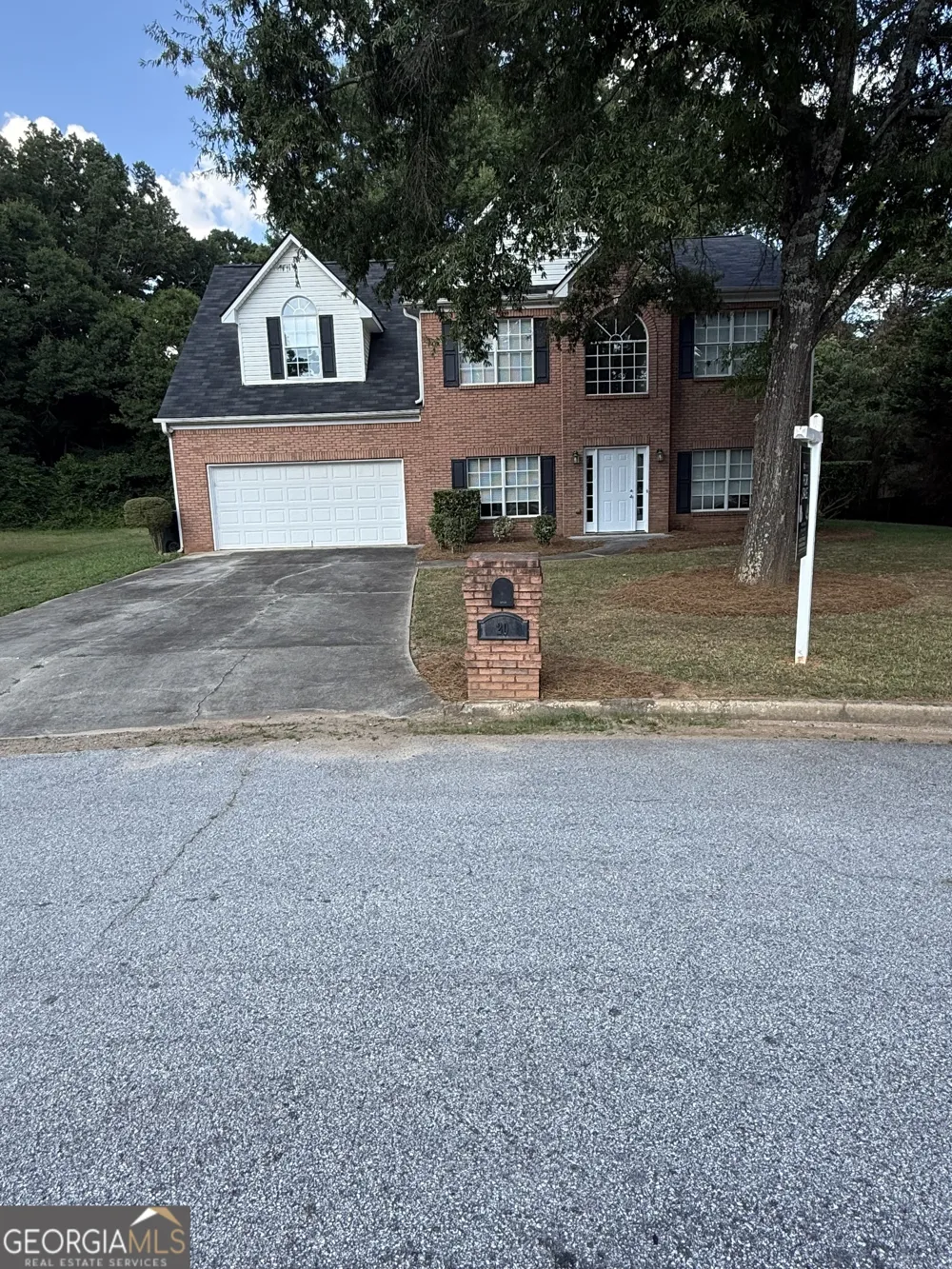 20 Academy CT Oxford, GA 30054