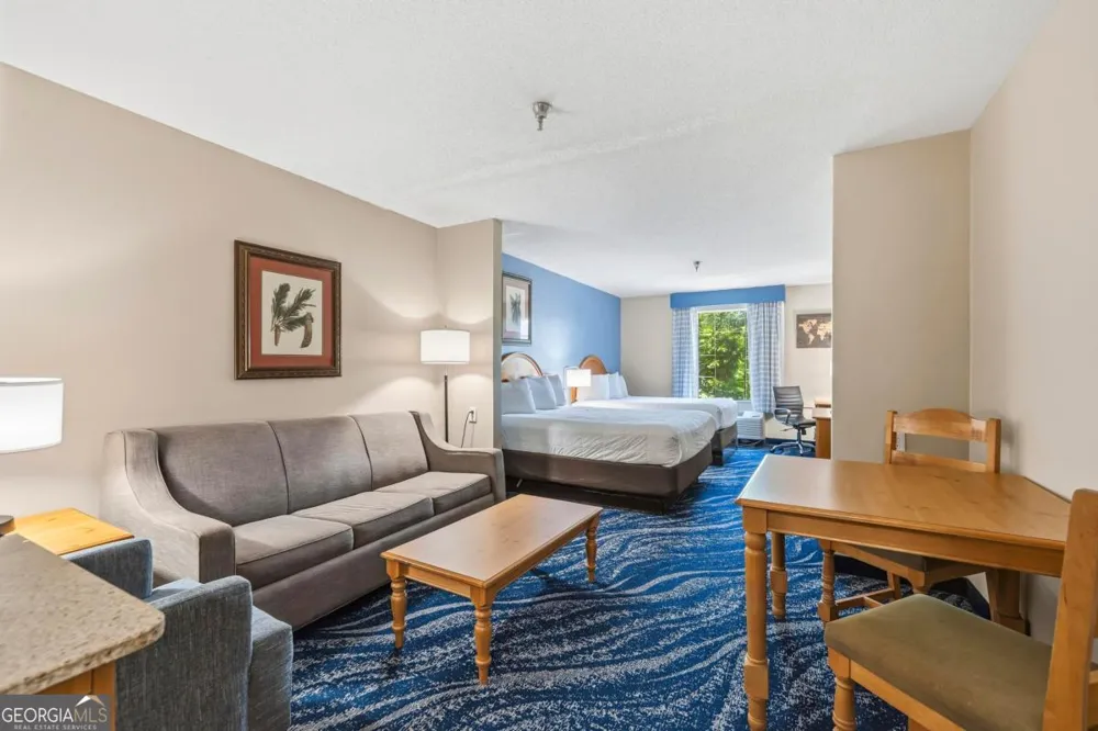 930 (UNIT 208) Lake Oconee PKWY Eatonton, GA 31024