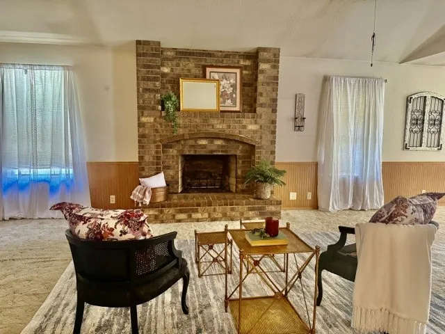 2411 Woodleaf Court Ardmore, OK 73401