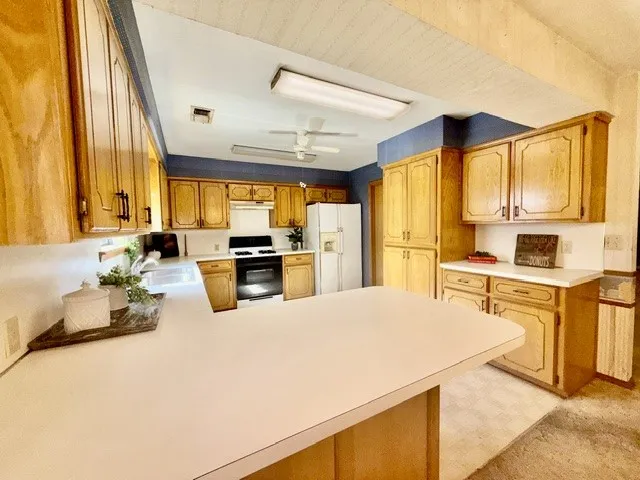 2411 Woodleaf Court Ardmore, OK 73401