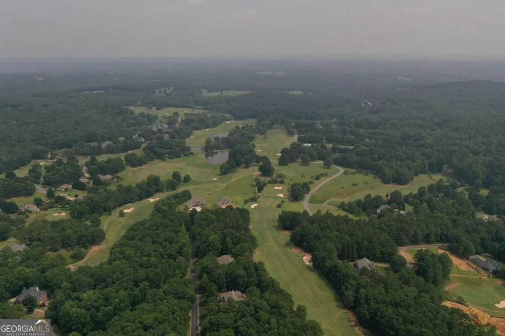 1613 Duchess LN Clarkesville, GA 30523