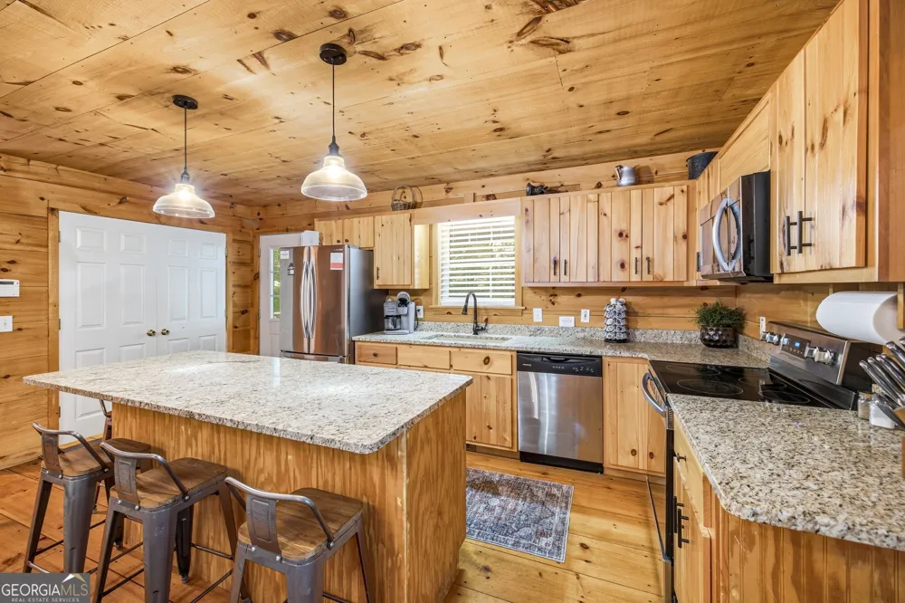 80 Windchase LN Sautee Nacoochee, GA 30571