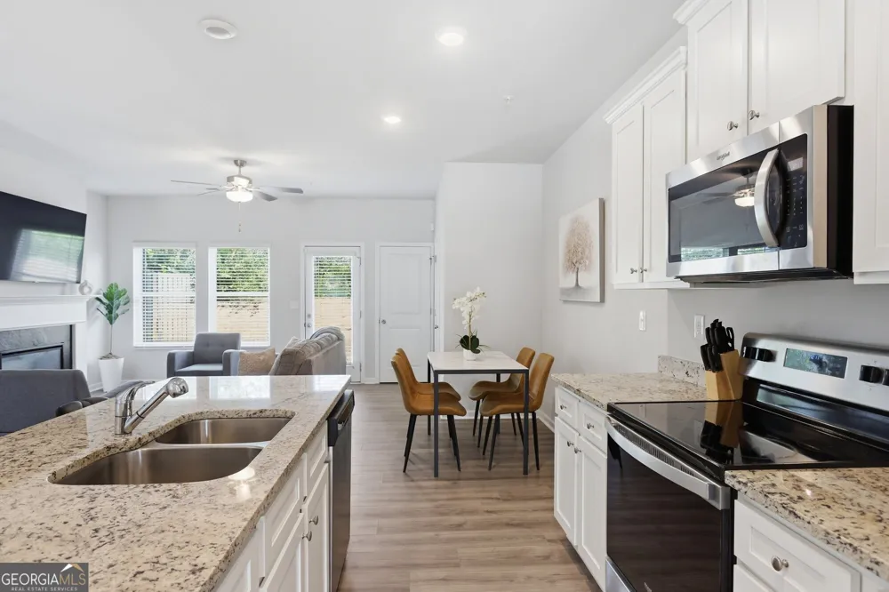 4333 Shaffer CT Union City, GA 30291