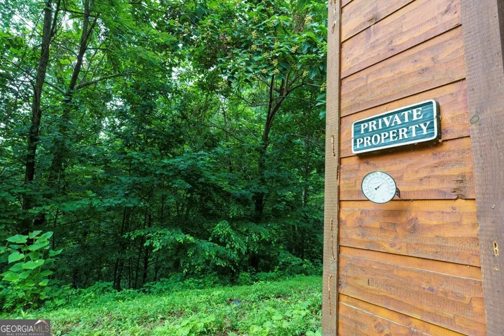 235 Rios DR Bryson City, NC 28713