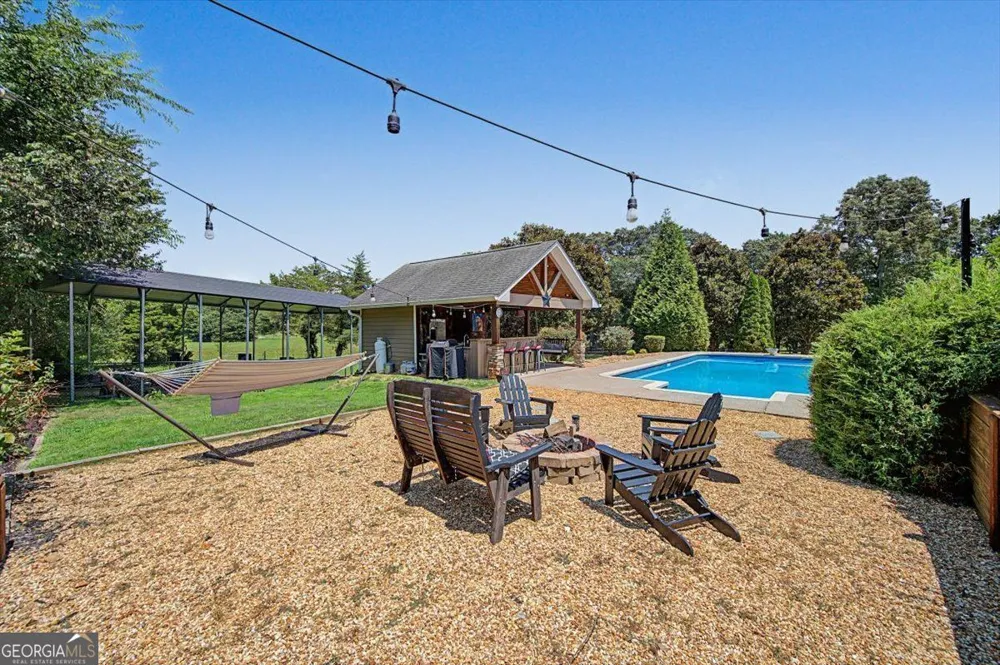 1334 Euharlee RD Euharlee, GA 30120