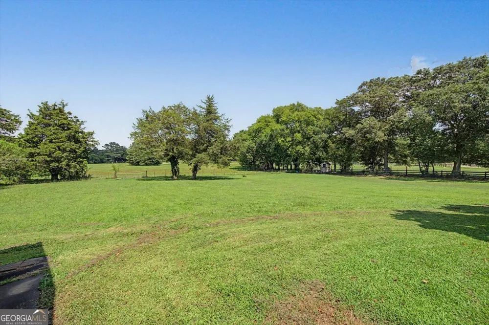 1334 Euharlee RD Euharlee, GA 30120