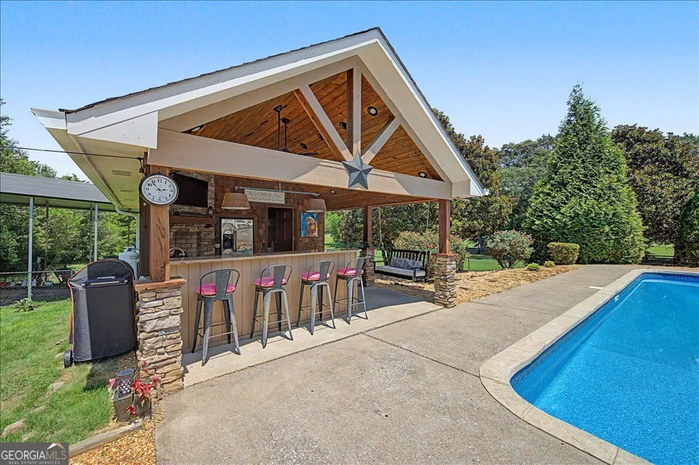 1334 Euharlee RD Euharlee, GA 30120