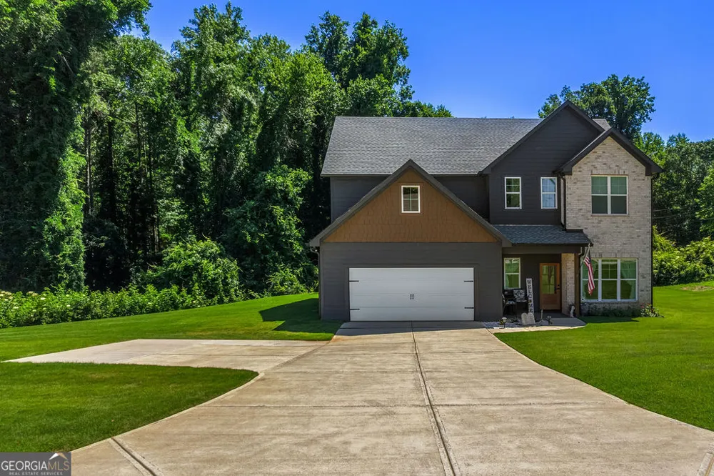 24 Plantation Oaks DR Rockmart, GA 30153