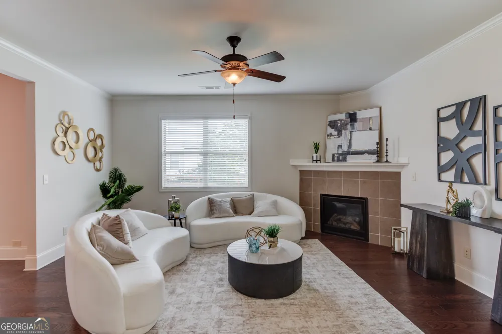 6907 Trailing Ivy WAY Flowery Branch, GA 30542