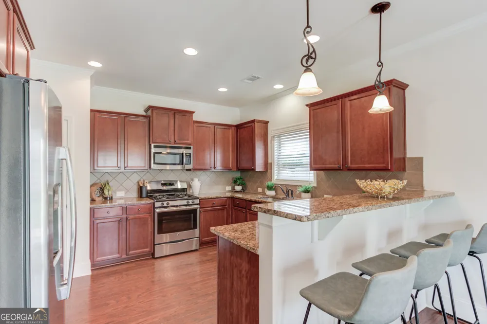 6907 Trailing Ivy WAY Flowery Branch, GA 30542