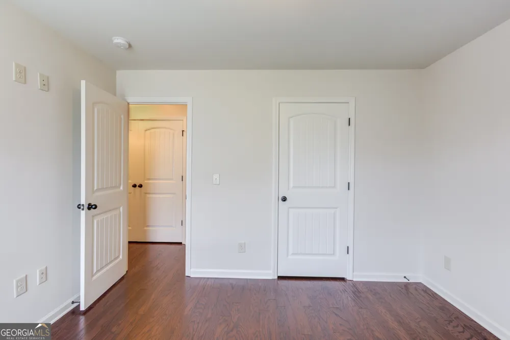 6907 Trailing Ivy WAY Flowery Branch, GA 30542