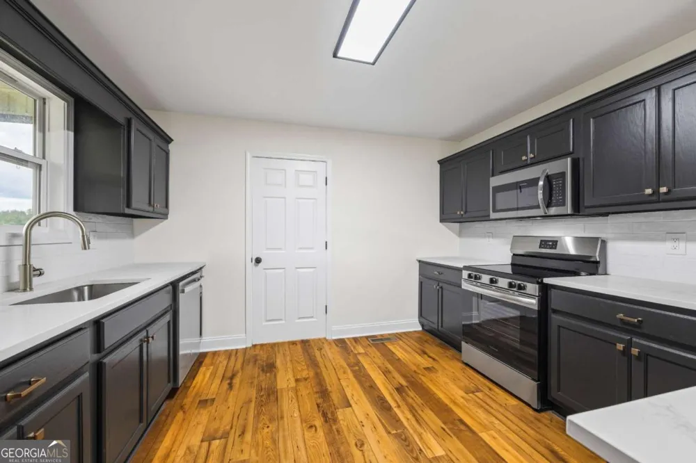 1718 Ed Bennett RD Nicholson, GA 30565