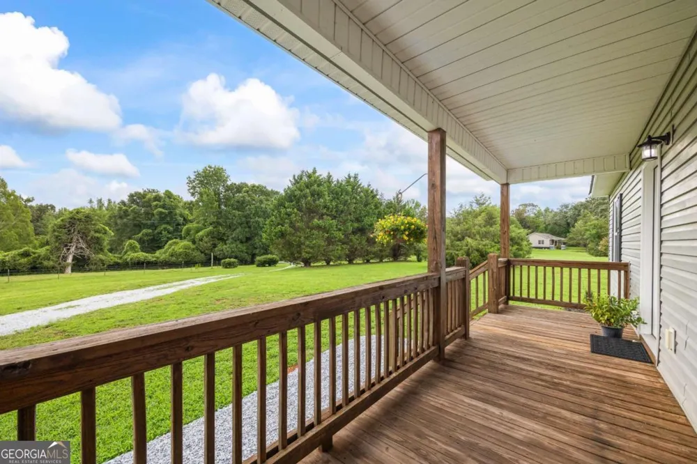 1718 Ed Bennett RD Nicholson, GA 30565