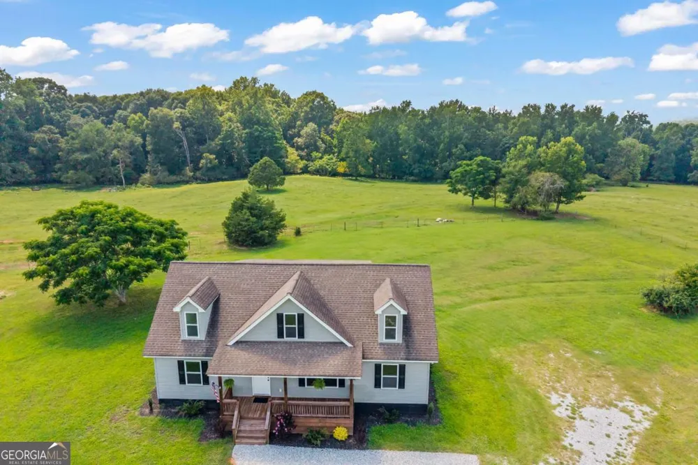 1718 Ed Bennett RD Nicholson, GA 30565