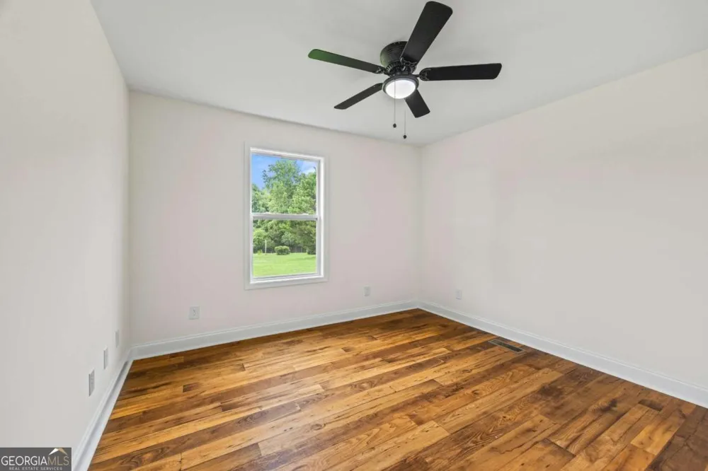 1718 Ed Bennett RD Nicholson, GA 30565