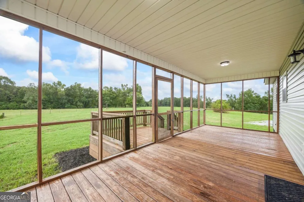 1718 Ed Bennett RD Nicholson, GA 30565