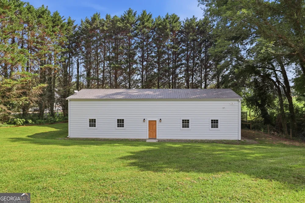 527 N Mize RD Mount Airy, GA 30563