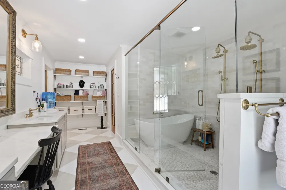 527 N Mize RD Mount Airy, GA 30563