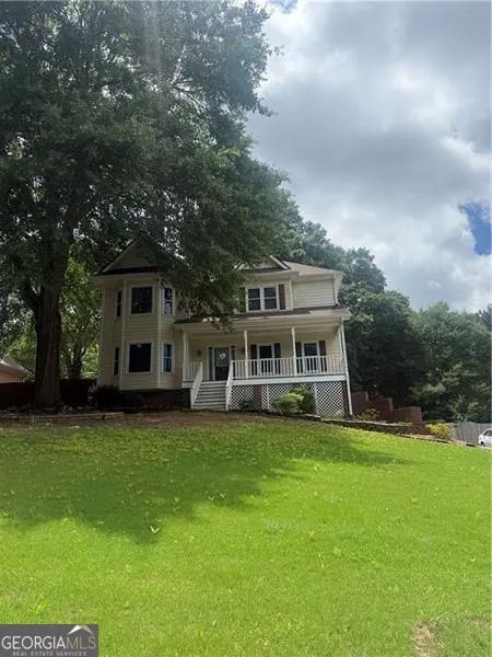 2031 Lakewood CIR