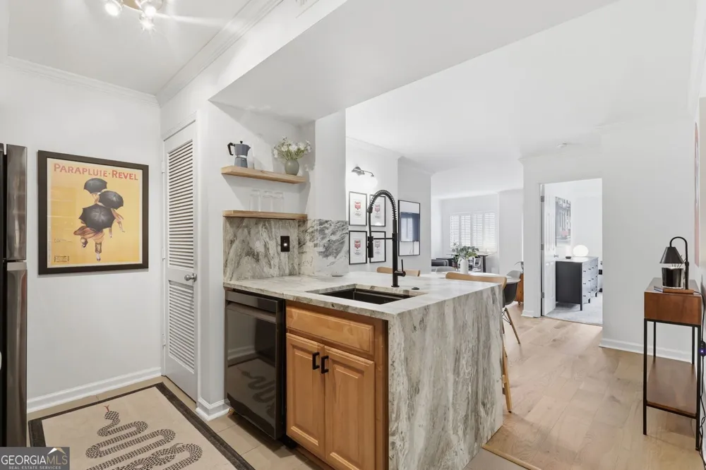 795 Hammond DR Sandy Springs, GA 30328