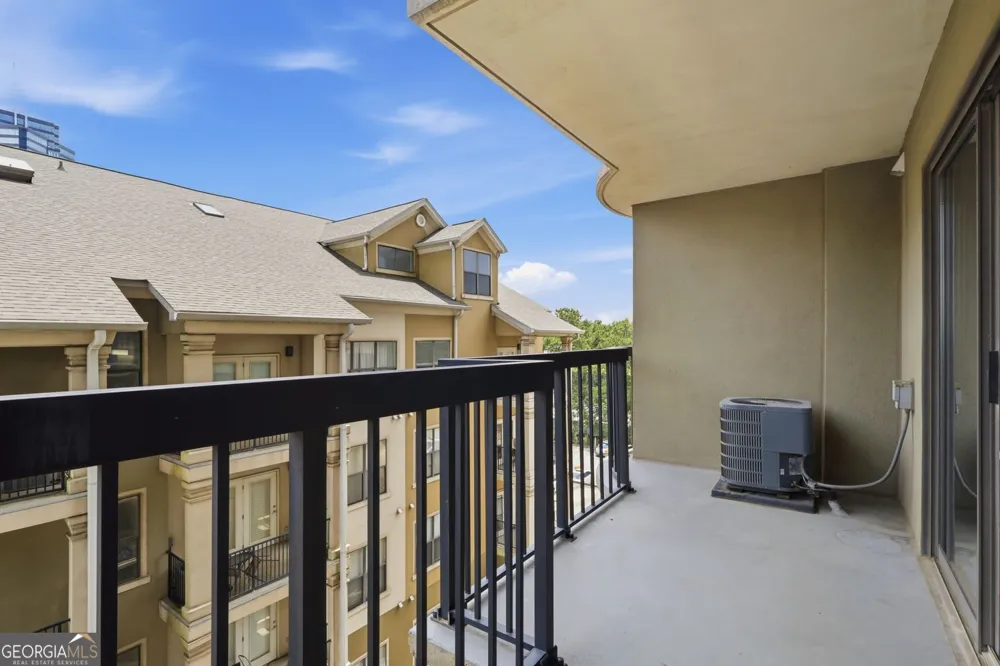 795 Hammond DR Sandy Springs, GA 30328