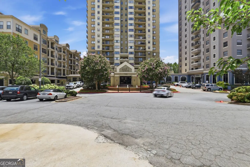 795 Hammond DR Sandy Springs, GA 30328