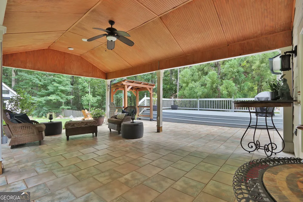 1040 Scenic View TRCE Lawrenceville, GA 30044
