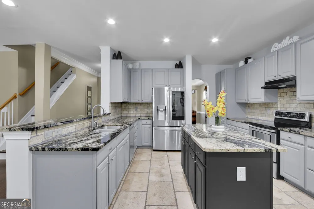 1040 Scenic View TRCE Lawrenceville, GA 30044