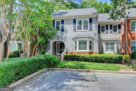1006 Camden CT