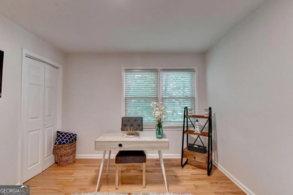 1006 Camden CT Atlanta, GA 30327