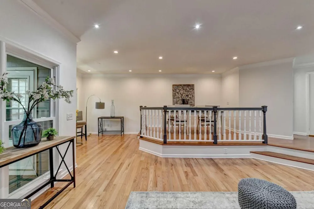 1006 Camden CT Atlanta, GA 30327