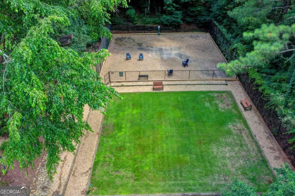 1006 Camden CT Atlanta, GA 30327