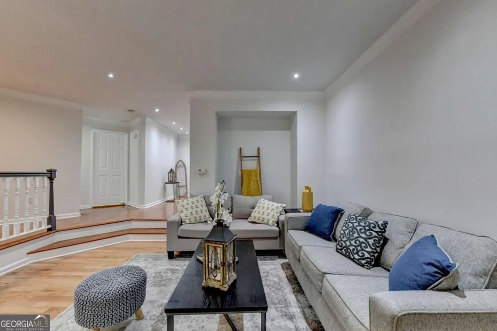 1006 Camden CT Atlanta, GA 30327