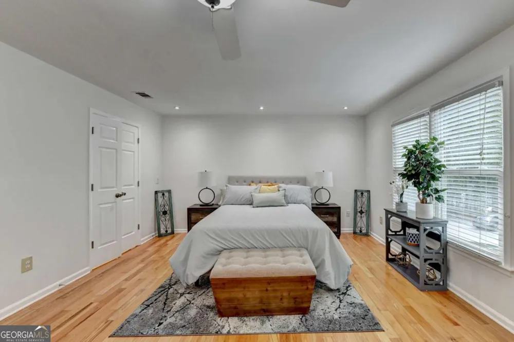 1006 Camden CT Atlanta, GA 30327