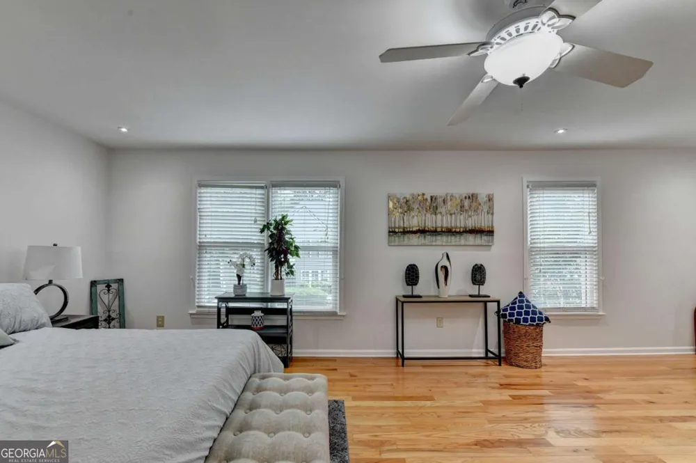 1006 Camden CT Atlanta, GA 30327
