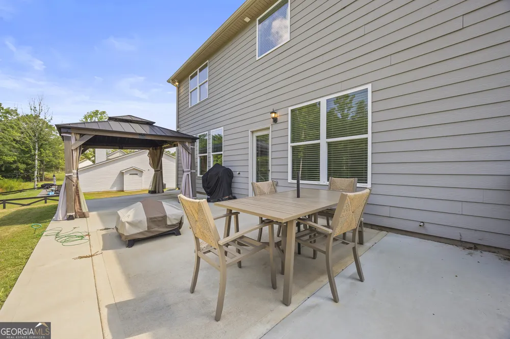 437 Lawson DR Mansfield, GA 30055