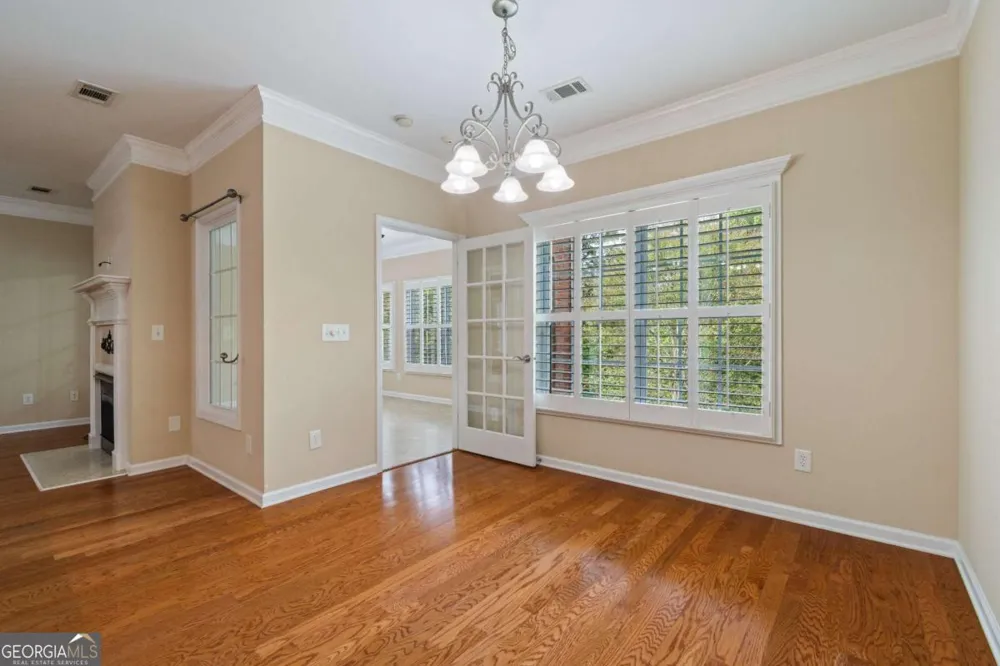 129 Holiday RD Buford, GA 30518