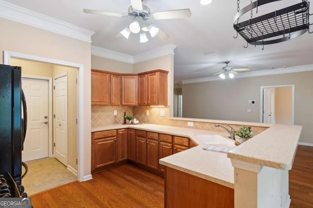 129 Holiday RD Buford, GA 30518
