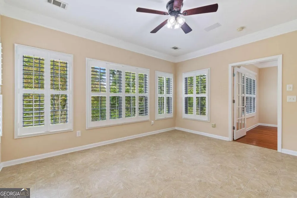 129 Holiday RD Buford, GA 30518
