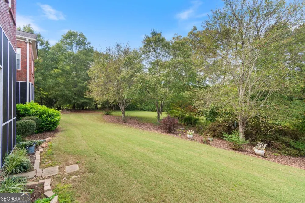 129 Holiday RD Buford, GA 30518