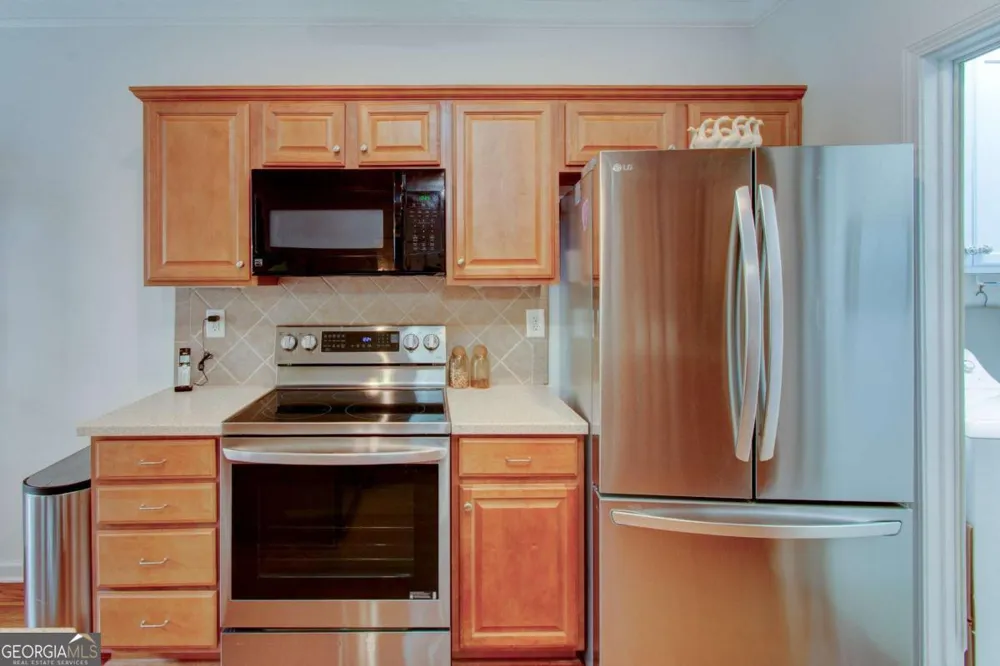 129 Holiday RD Buford, GA 30518
